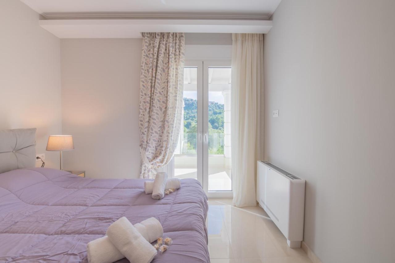 Katikia House Villa Kompitsion Ngoại thất bức ảnh