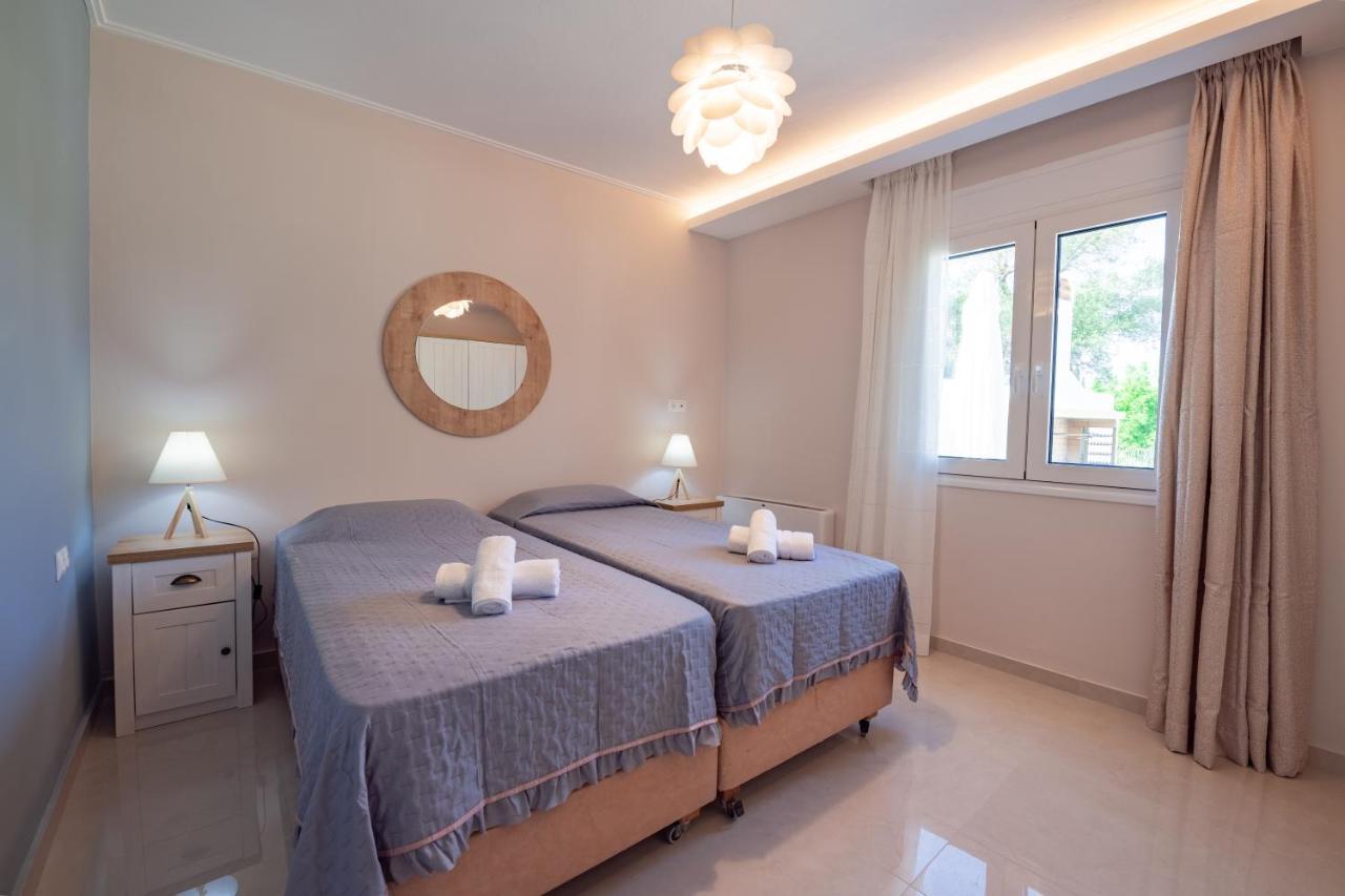Katikia House Villa Kompitsion Ngoại thất bức ảnh