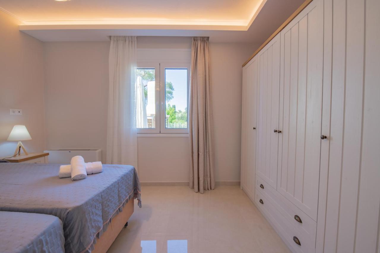 Katikia House Villa Kompitsion Ngoại thất bức ảnh
